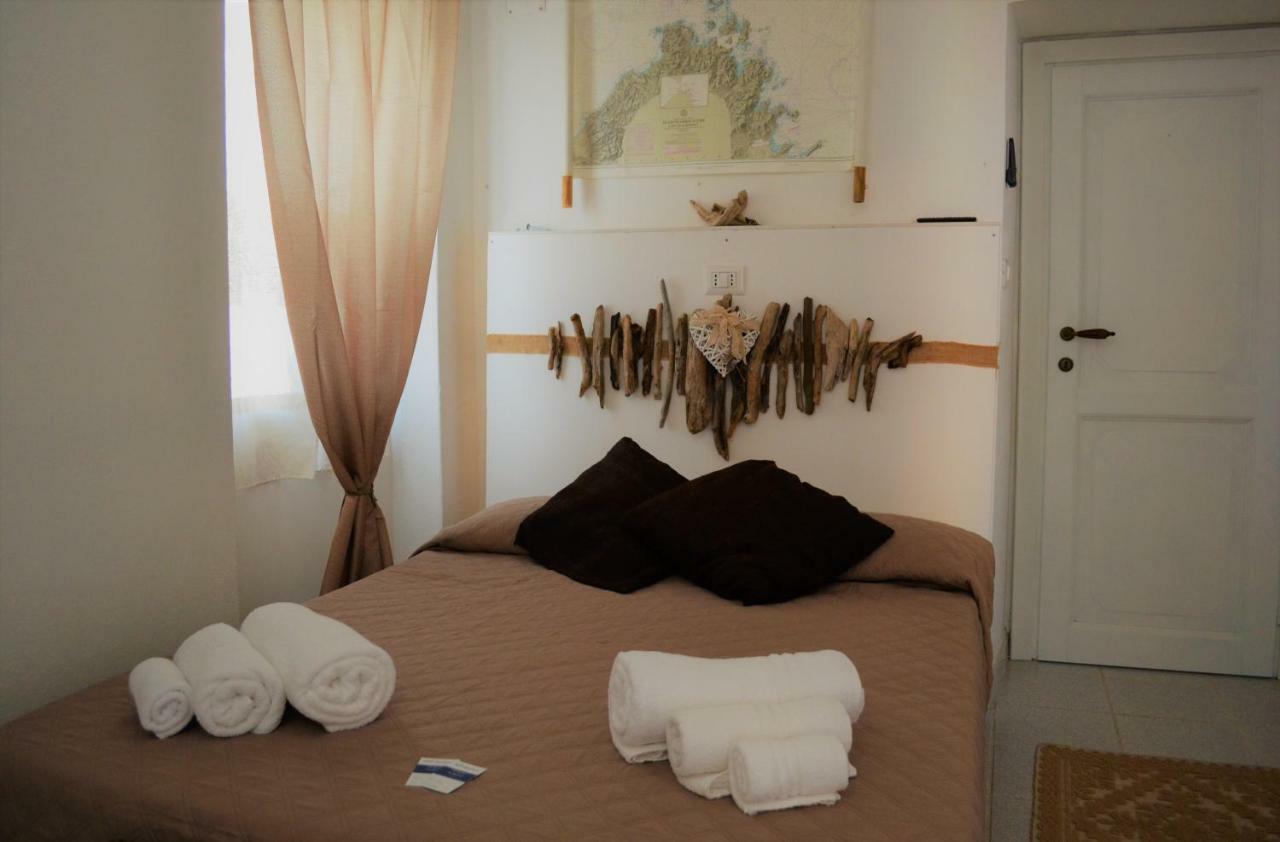 Casa Gandamar B&B 산타테레사의갈루라 외부 사진